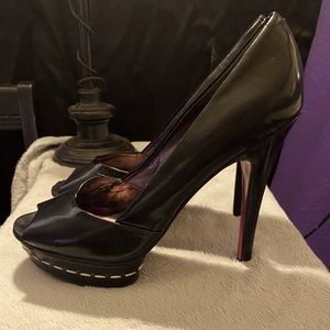 Paris Hilton high heels